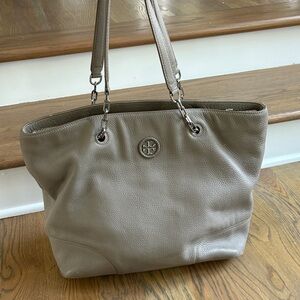 Tory Burch Pebbled Leather Tote in Taupe